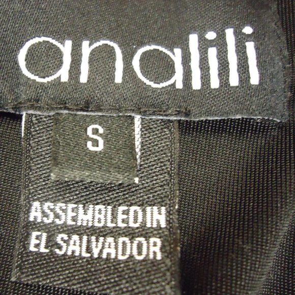 Analili Small Purple One Shoulder Long Sleeve Dress in Abstract Print - Picture 9 of 9